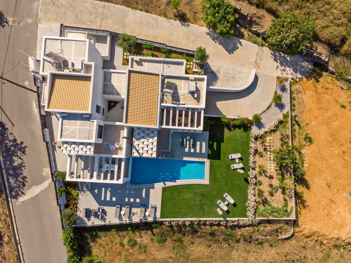 Eolia Iconic Villa, Walking Distance To The Beach, By Thinkvilla Pánormos Exteriör bild